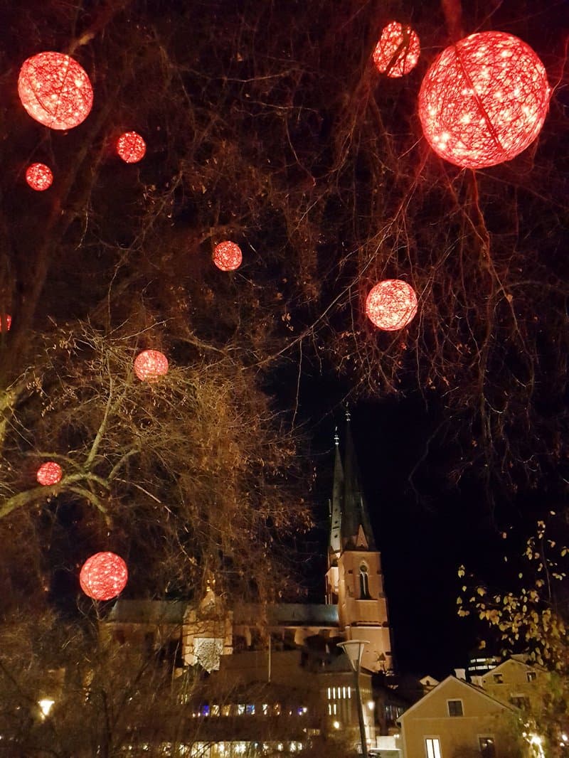 Julbelysning vid Domkyrkan, Uppsala, @Veronica Waller